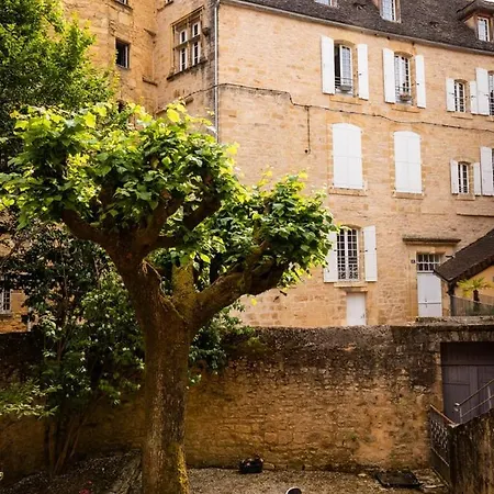Vakantiehuis Hostcare - Le Jardin De La Paix - Centre Sarlat-la-Canéda